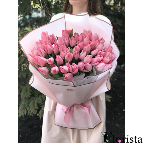 75 розовых тюльпанов