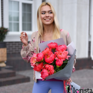 Букет 10 півоній